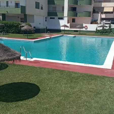 Сasa de vacaciones Beachfront In With Pool Salobreña